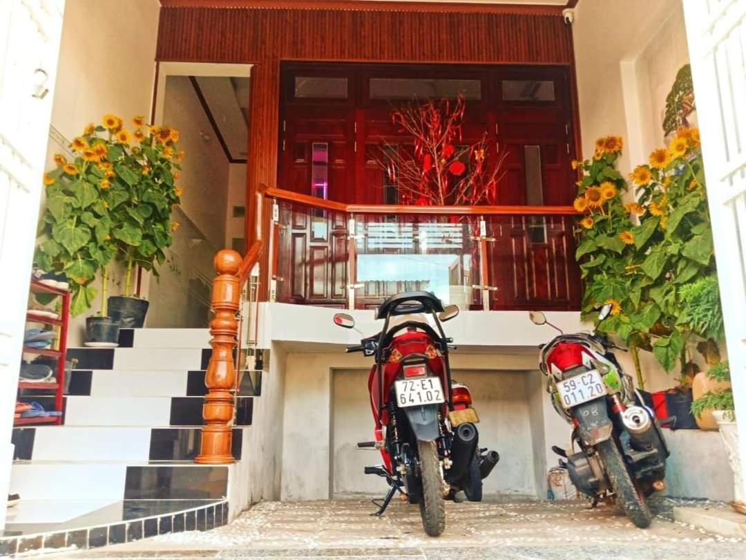 Ferienwohnung Nha Bon Chin Ap Khanh Phuoc Exterior foto